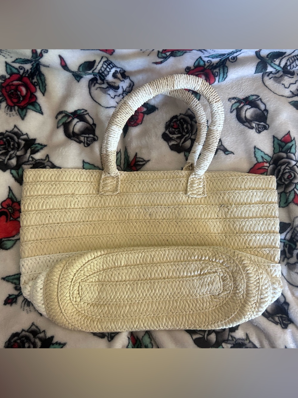 Altru Woven Paper Straw Tote Bag - Summer/Beach Ready - Excellent Condition - Picture 7 of 10